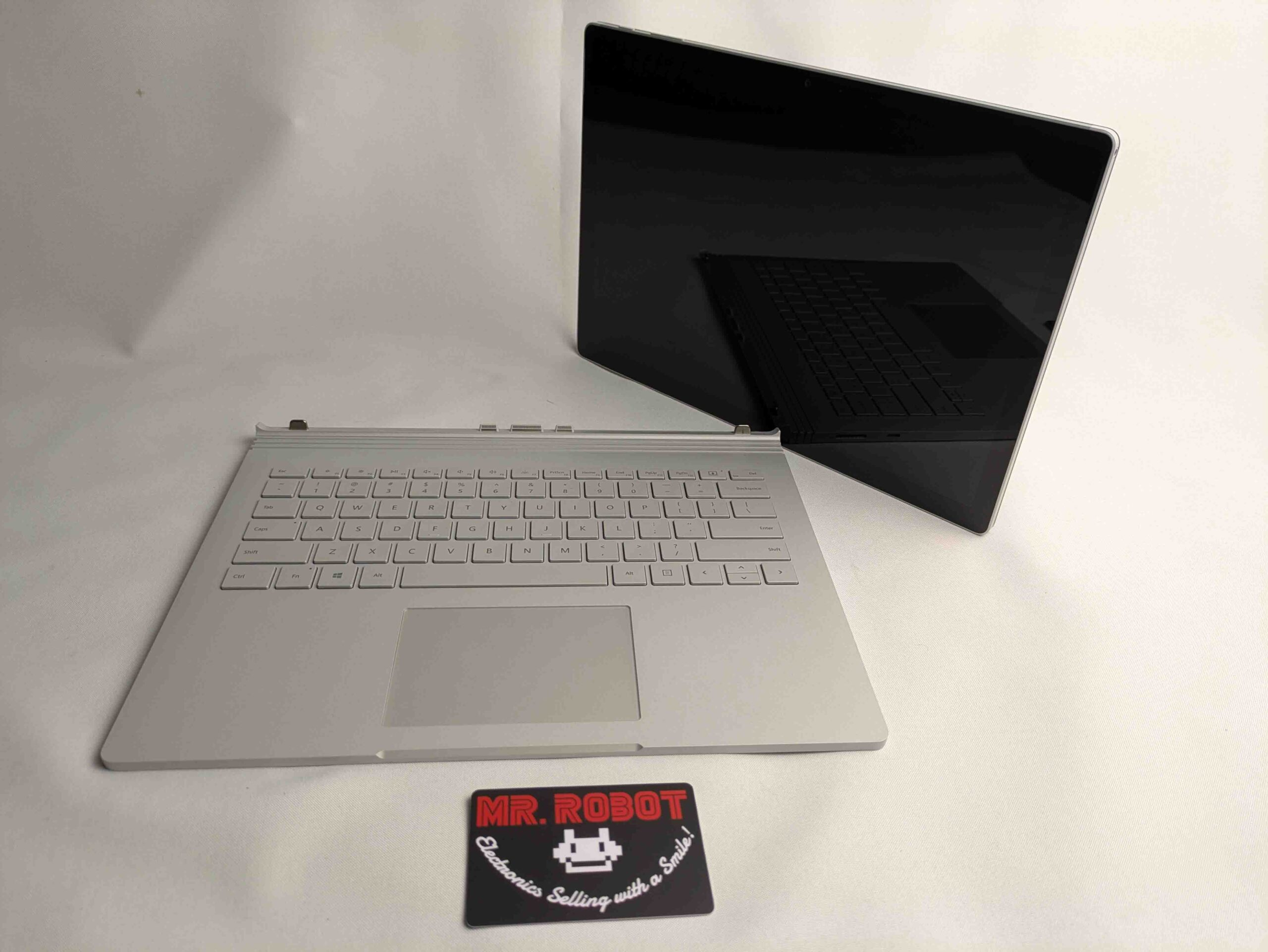 Microsoft Surface Book 2|i5-7300U|256gb SSD|13.5′ 3K IPS сенсор
