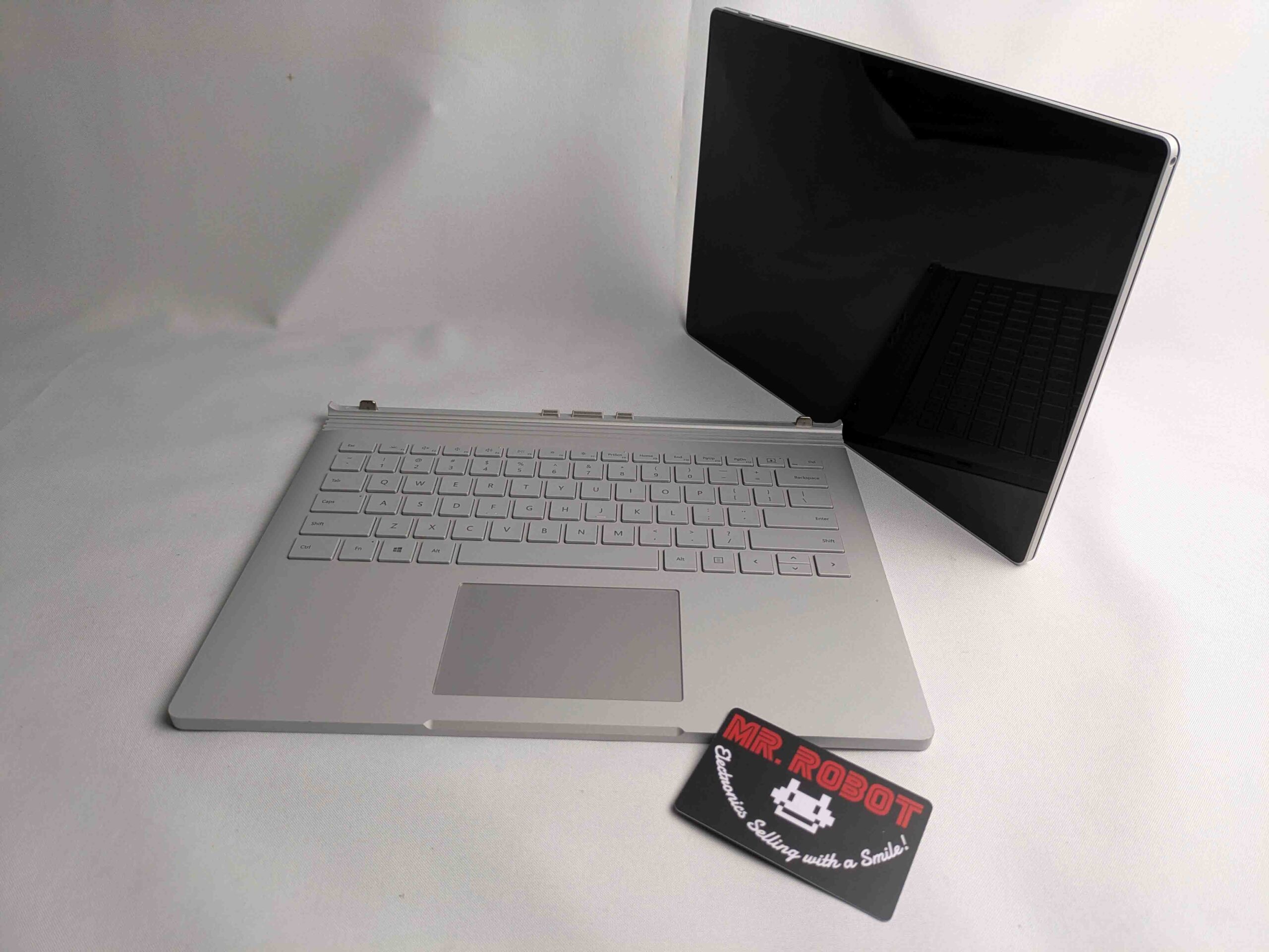 Microsoft Surface Book 3|GTX1650-4GB|i7-1065G7 8 ядер по 3.9GHz