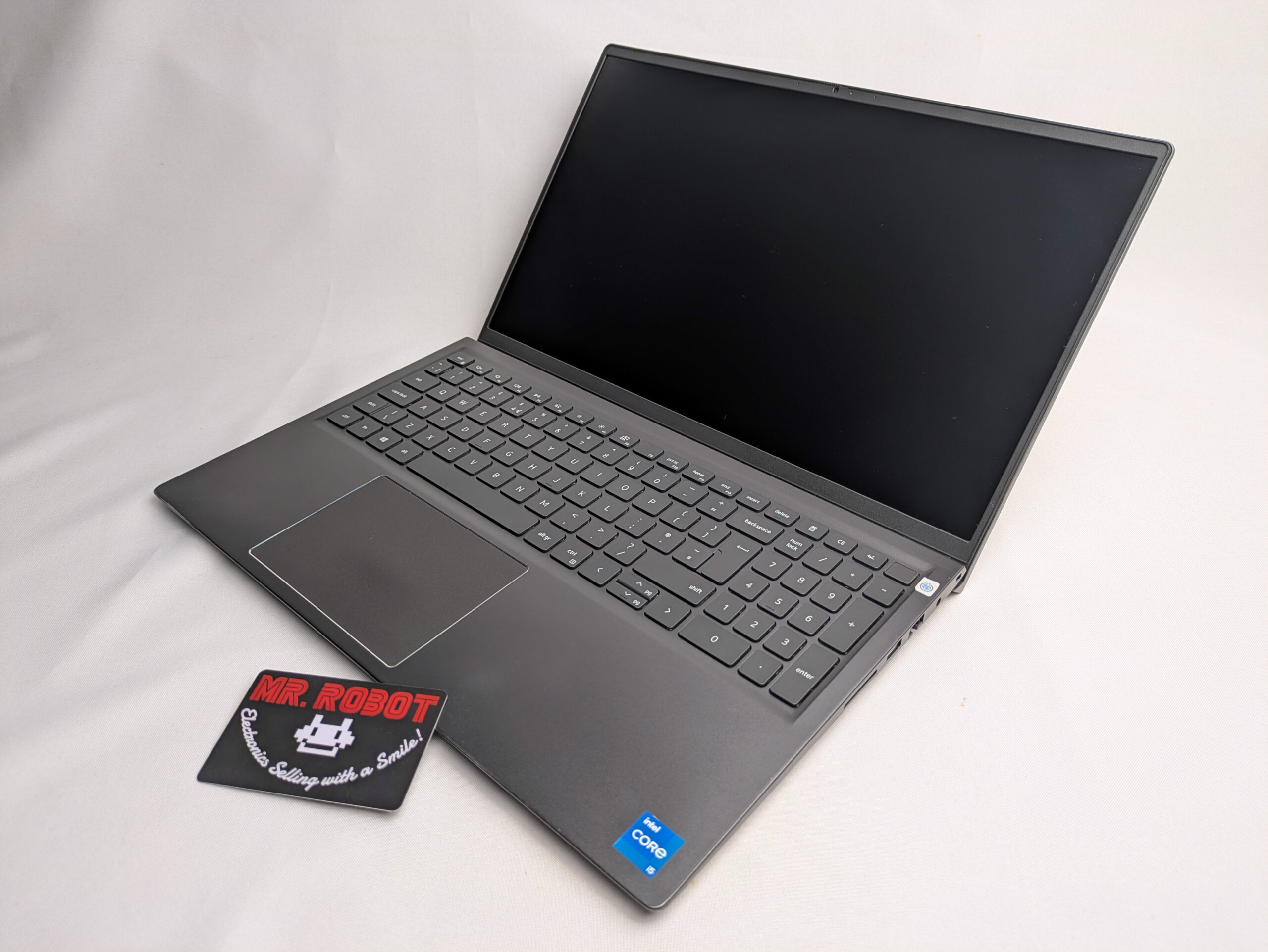 ІДЕАЛ Dell Vostro 5510|i5-11320H 8 ядер по 4.5GHz|Iris Xe|8-64 RAM